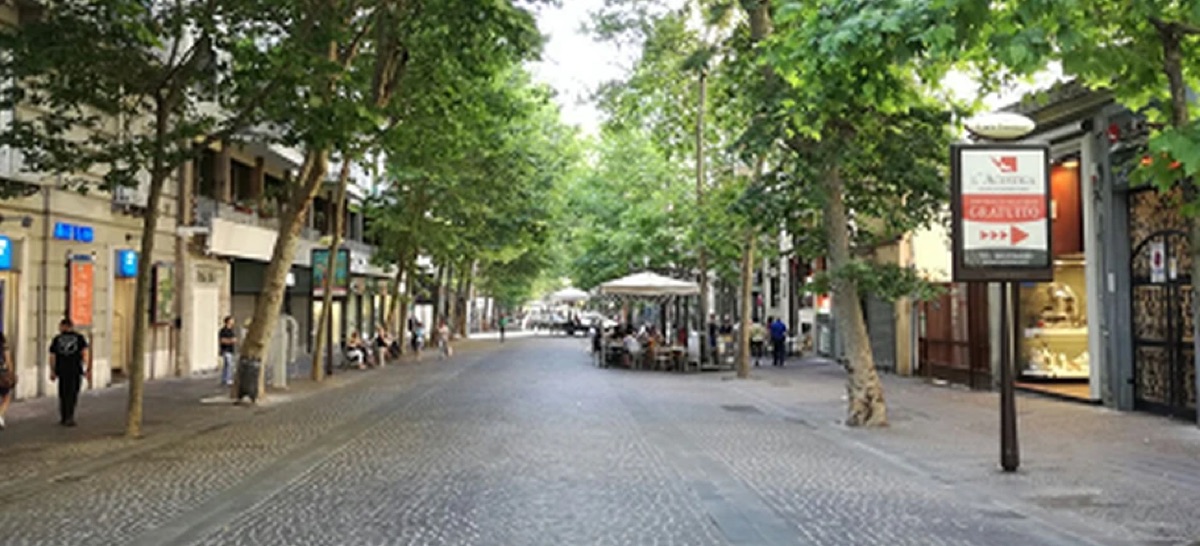 A tree-lined pedestrian street in Vomero